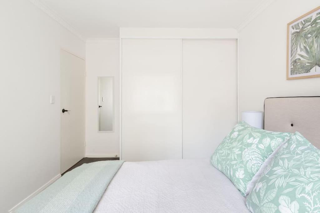 Harbourside Style, 2 Bed, A/C, Pool -Elizabeth Bay Sidney Exterior foto