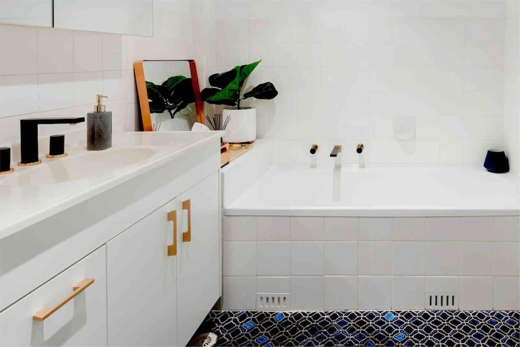 Harbourside Style, 2 Bed, A/C, Pool -Elizabeth Bay Sidney Exterior foto